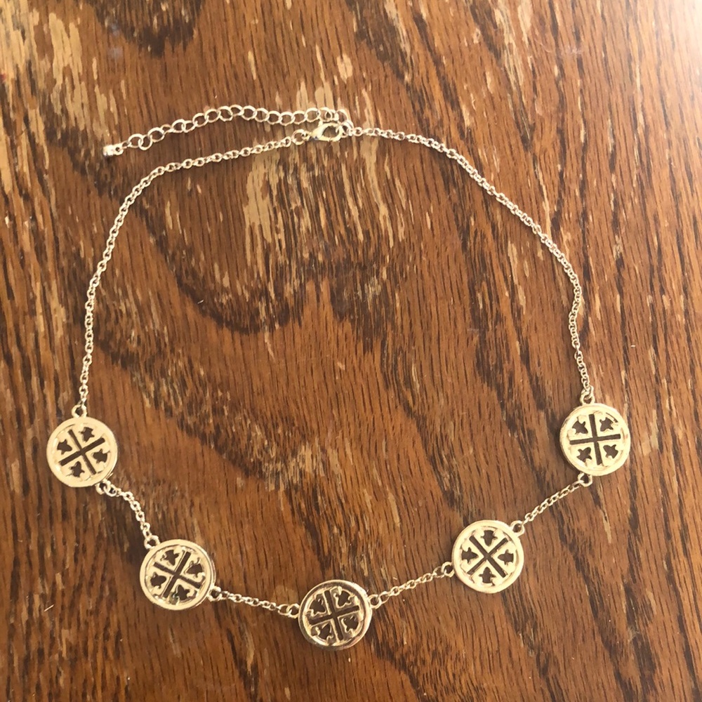 Gold tone necklace